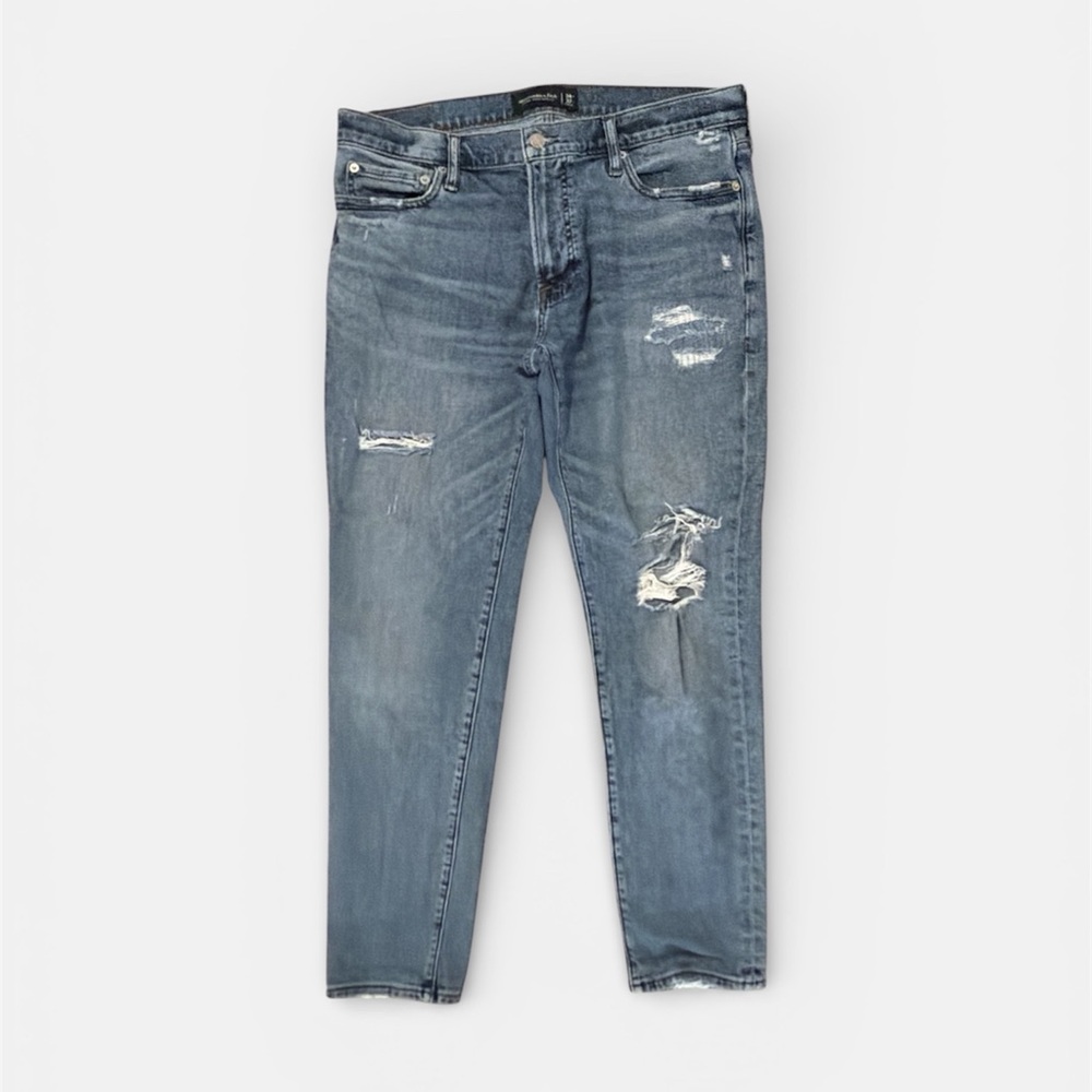 Abercrombie & Fitch Men's 34x32 Light Blue Distressed Skinny Taper Stretch Jeans